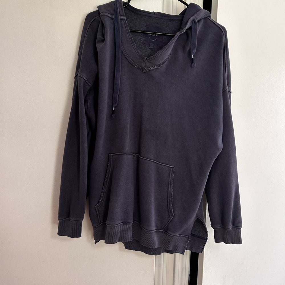 Aerie Blue V-Neck Sweater